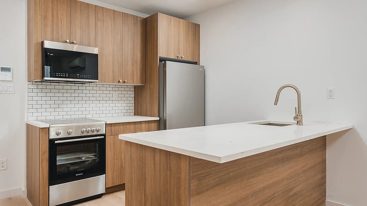 251 Front St 5F