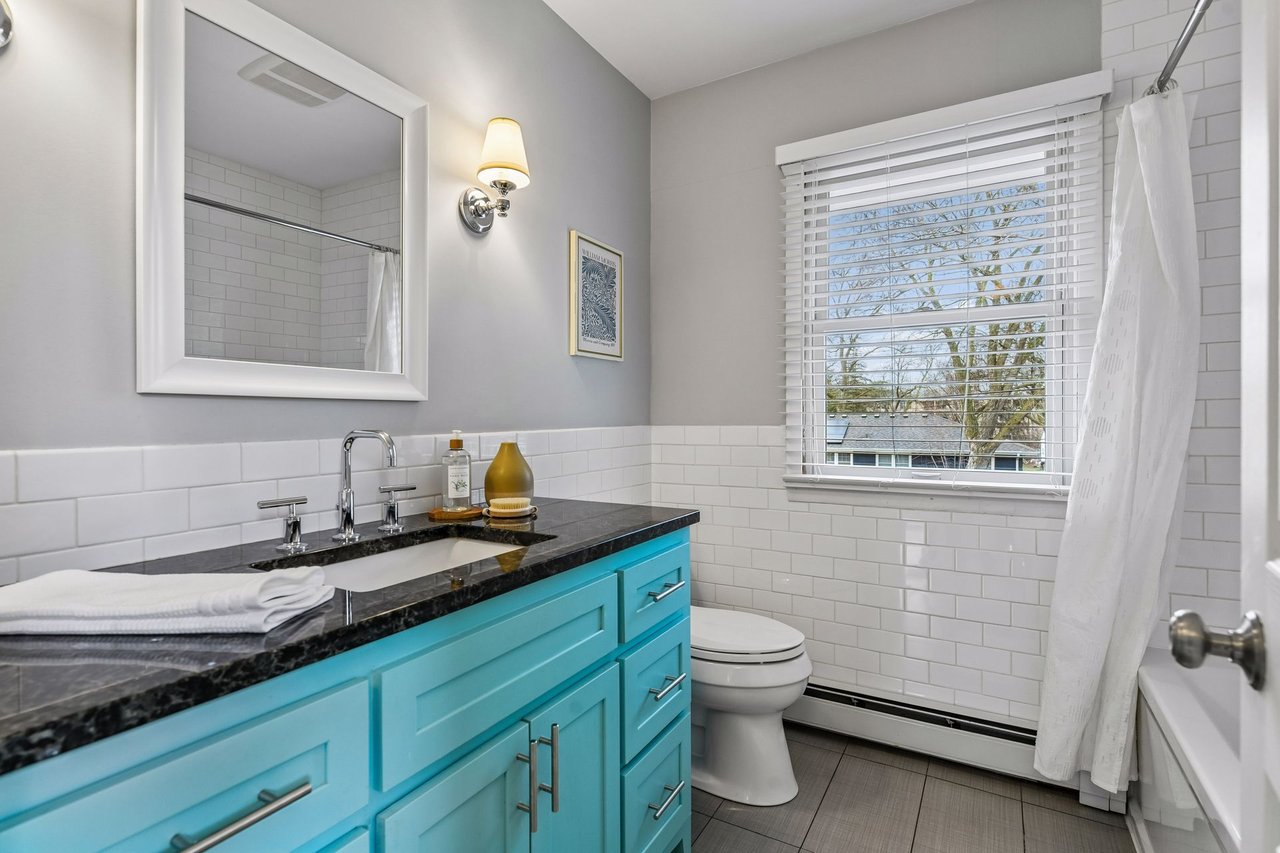 5932 Tamarac Ave, Edina