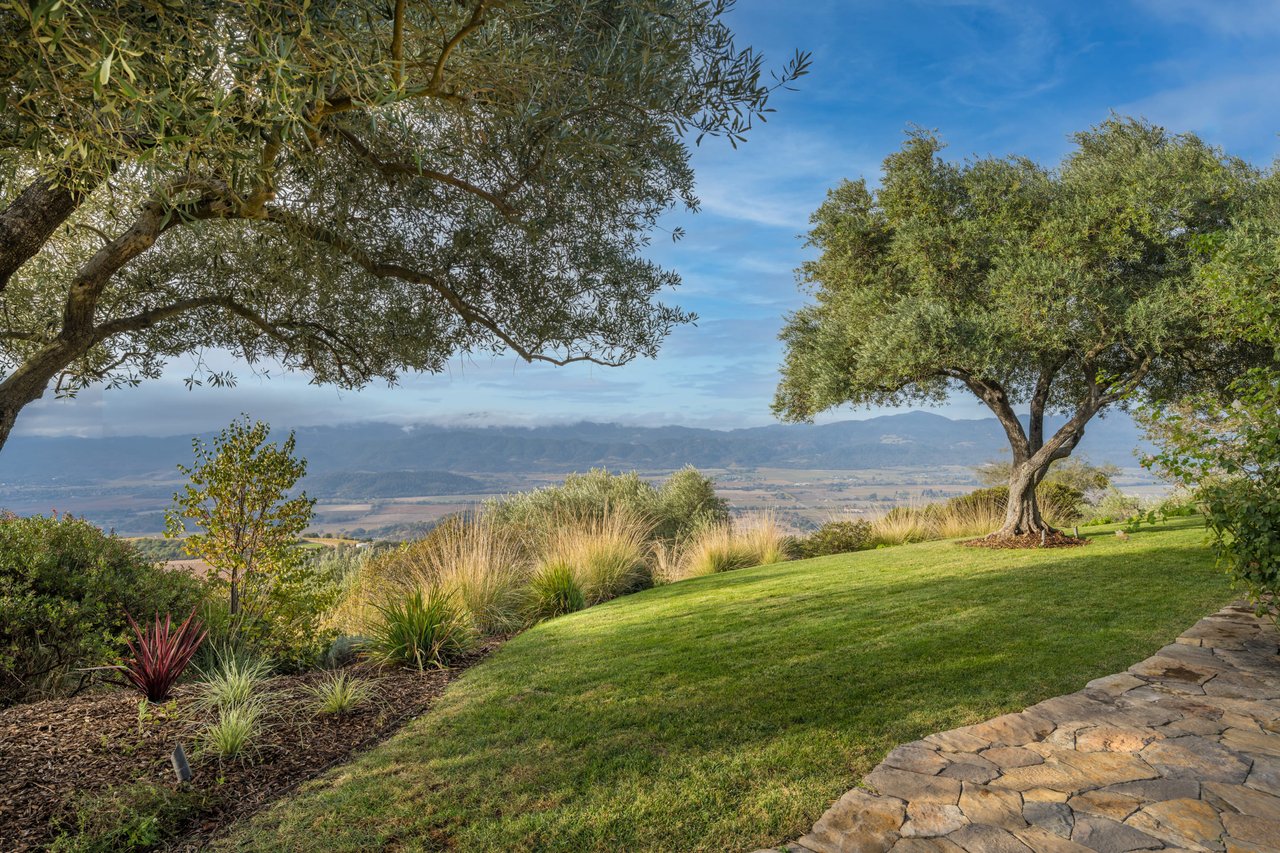 Long Ranch Road, St. Helena