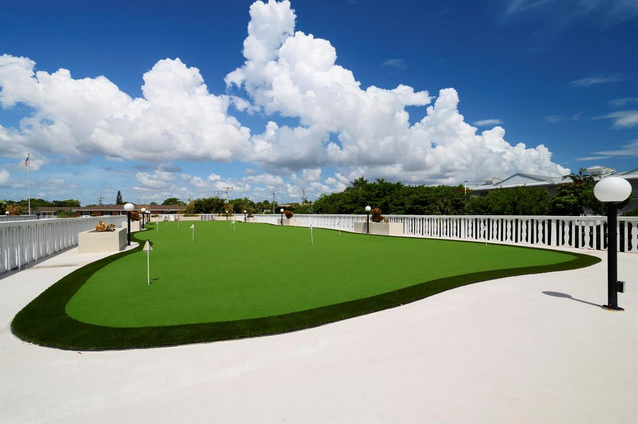 801 Lake Shore Drive #817