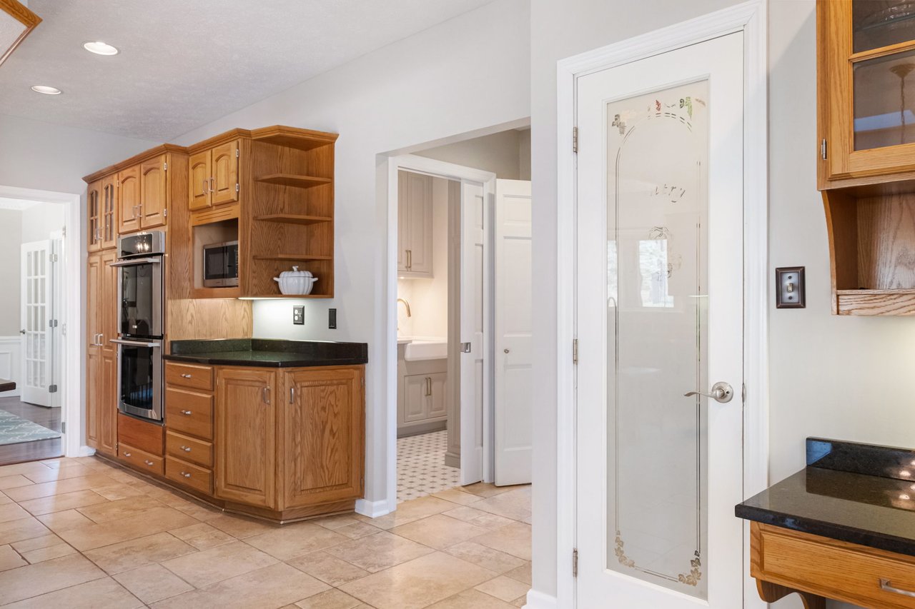 913 Highlander Circle