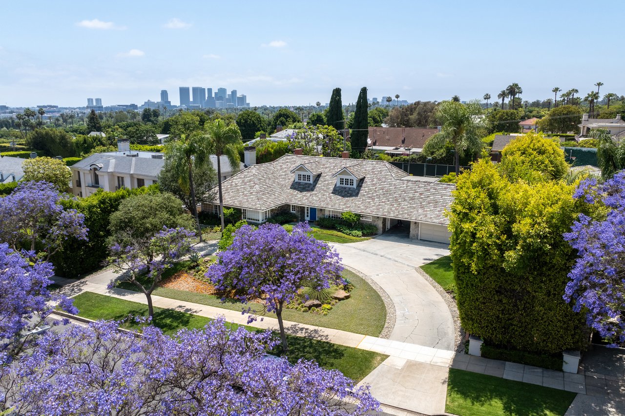 717 N Alta Dr, Beverly Hills