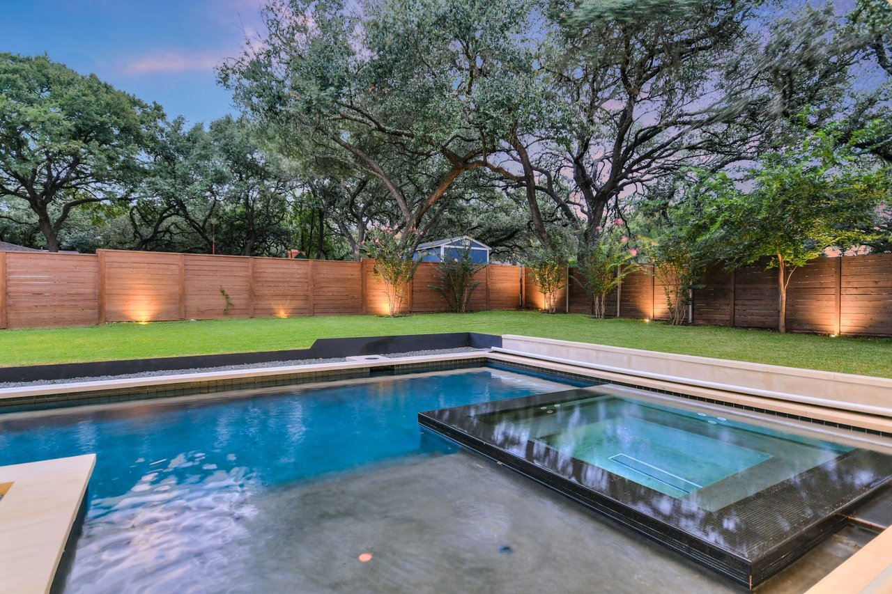 Reveille Modern
