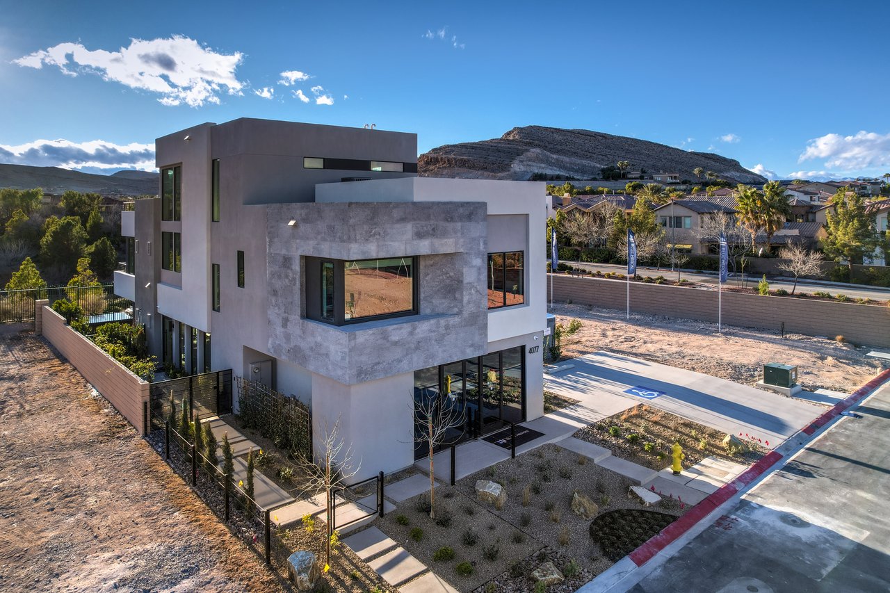 4077 Heron Fairway Dr