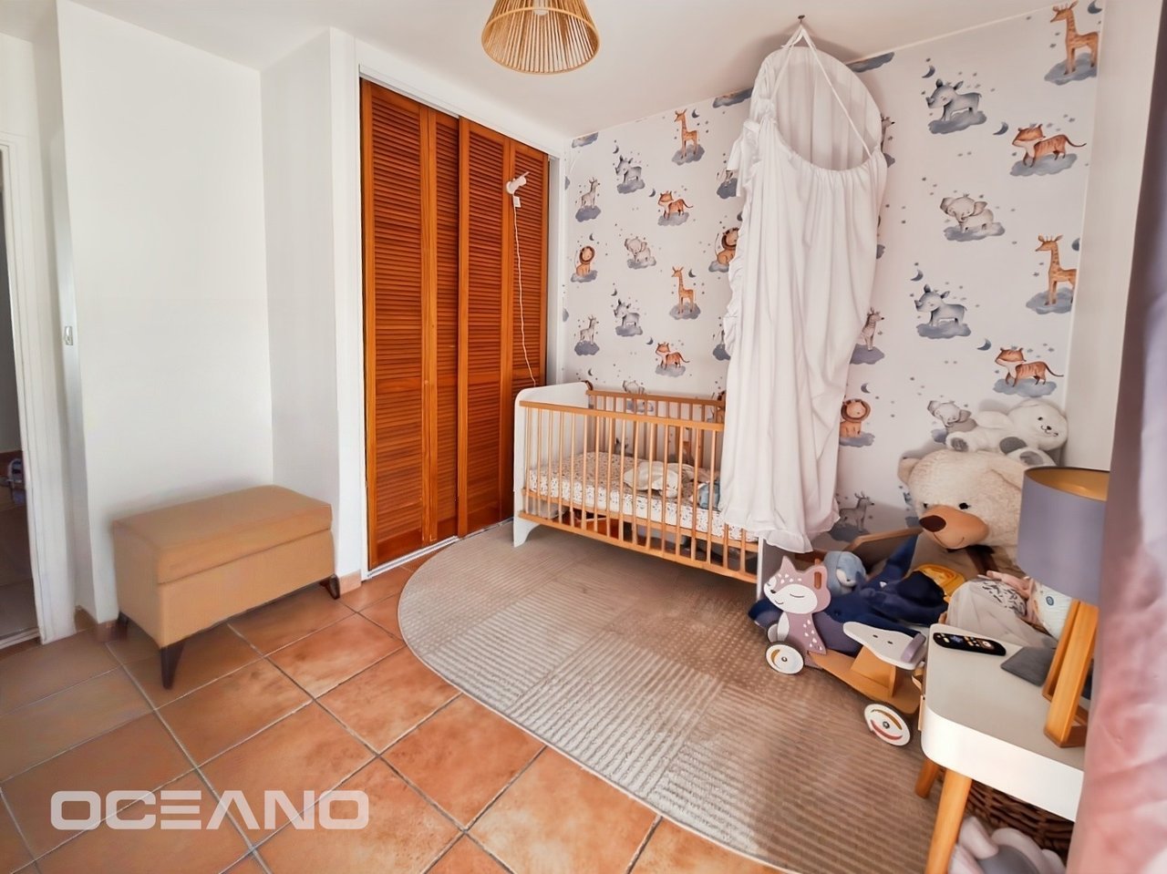 3-bedroom condo - Orient Bay