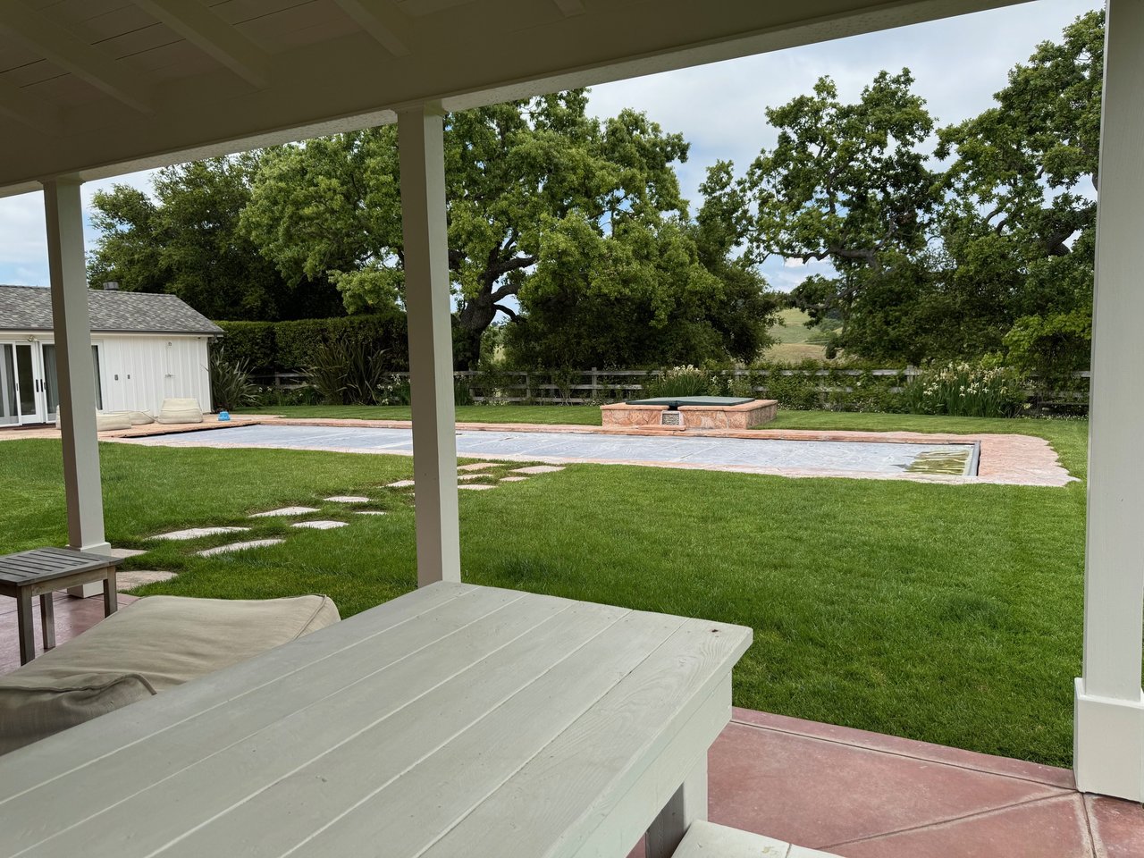 Country Farmhouse for Rent