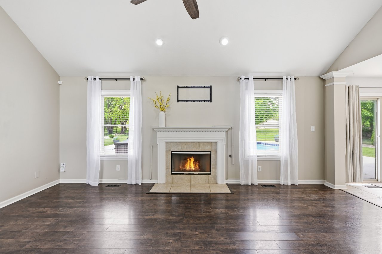 1114 Rockwell Dr