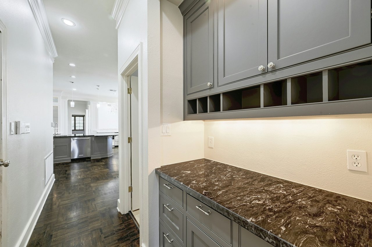 Coming Soon in Barton Creek!