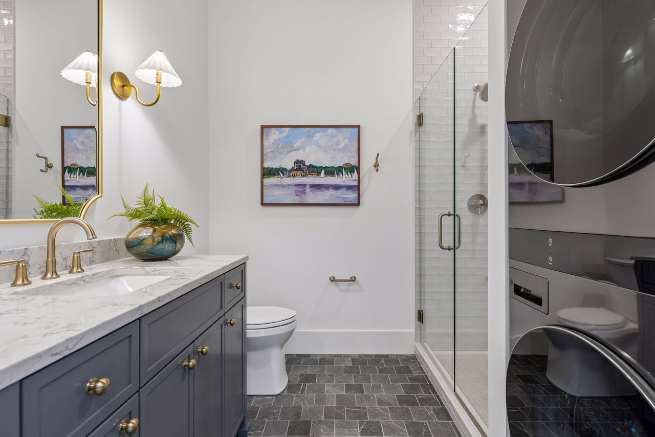 4909 Rolling Green Pkwy, Edina