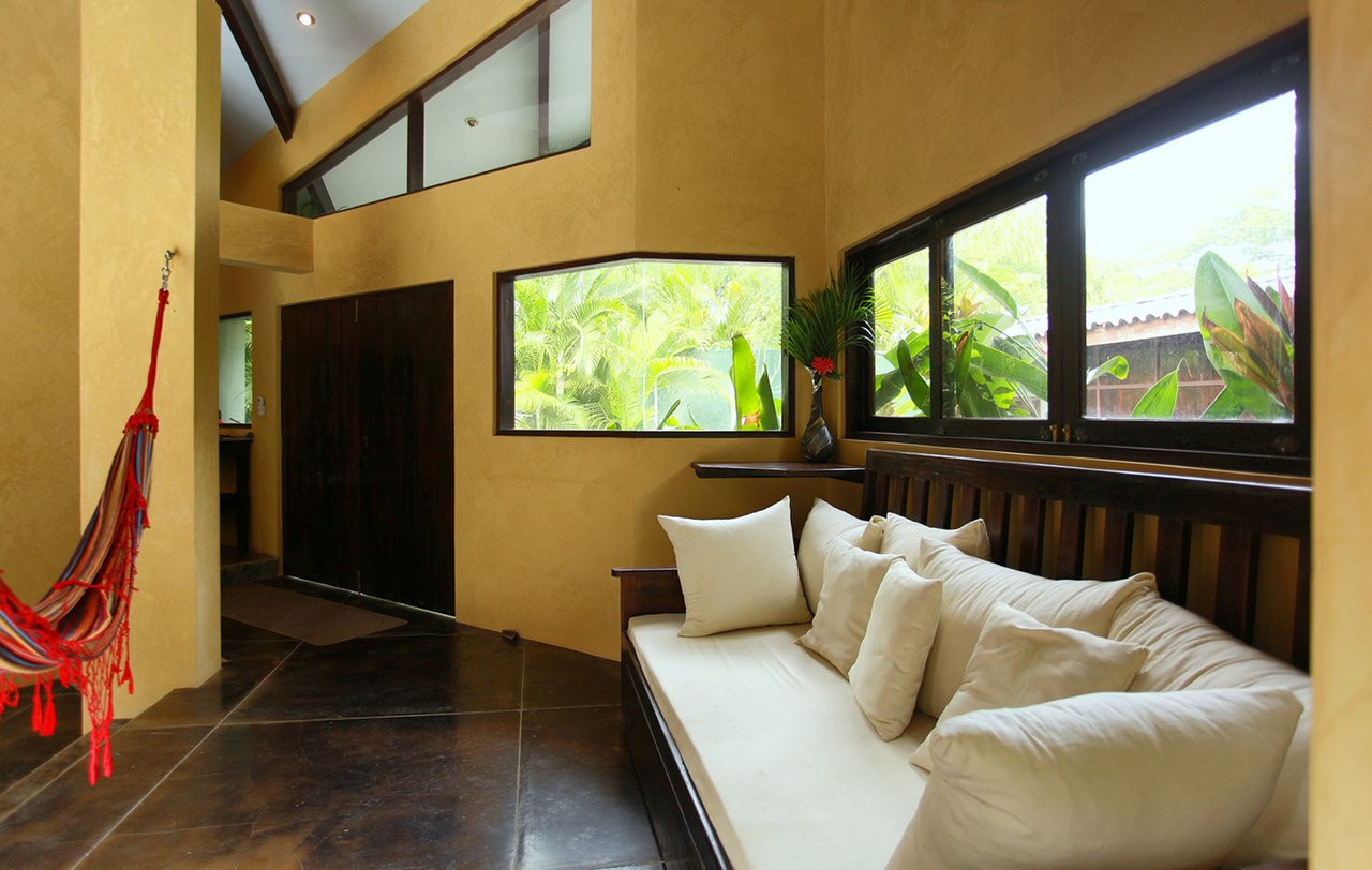 Pool Home Near Surf Break, Santa Teresa, Puntarenas