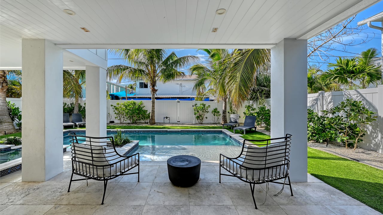 2206 Avenue A, Bradenton Beach, Florida