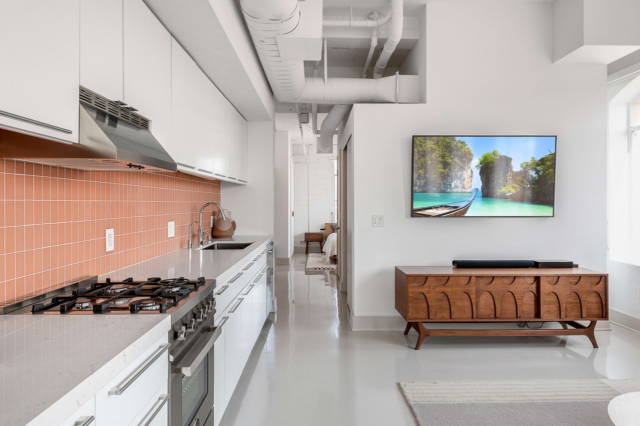 6253 Hollywood Blvd, Unit 1201