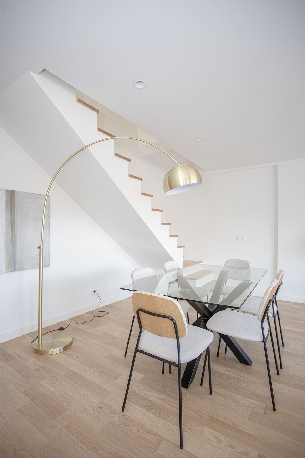 Elegant 3-Bedroom Apartment with AL License and Terrace in Central Porto