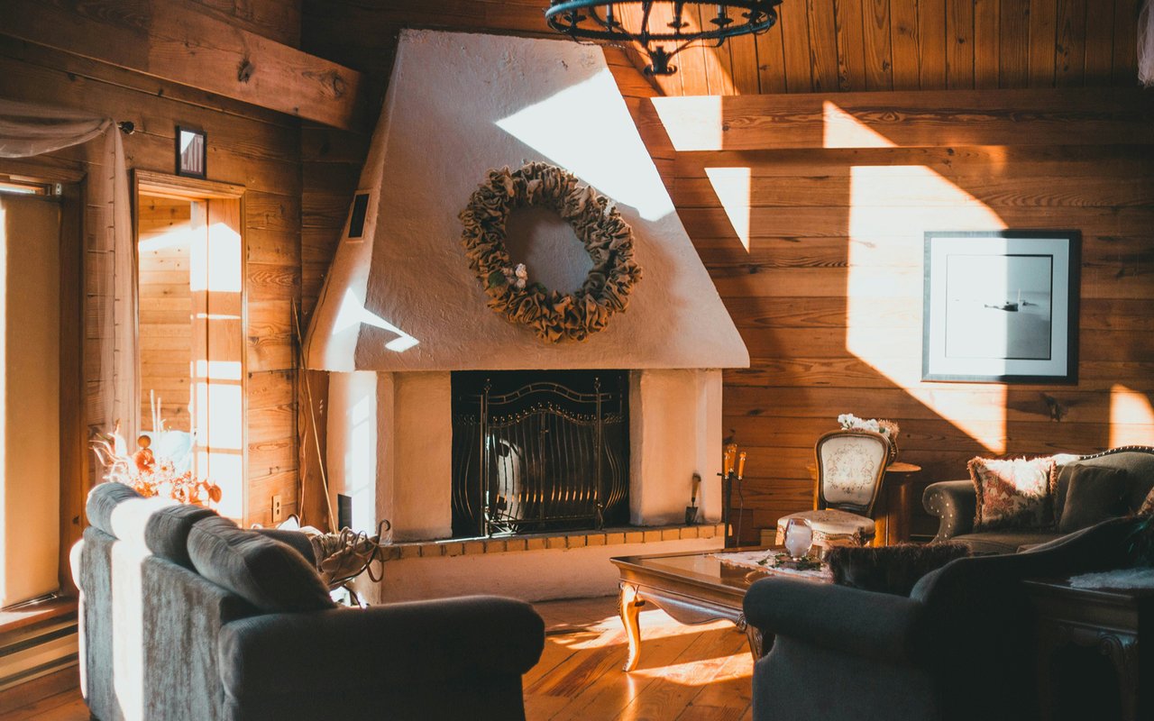 The Holiday ‘Home Fit’ Checklist: 10 Questions To Ask Before You Decide To Sell In 2026