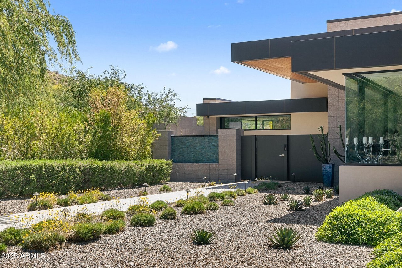 6149 E INDIAN BEND Road