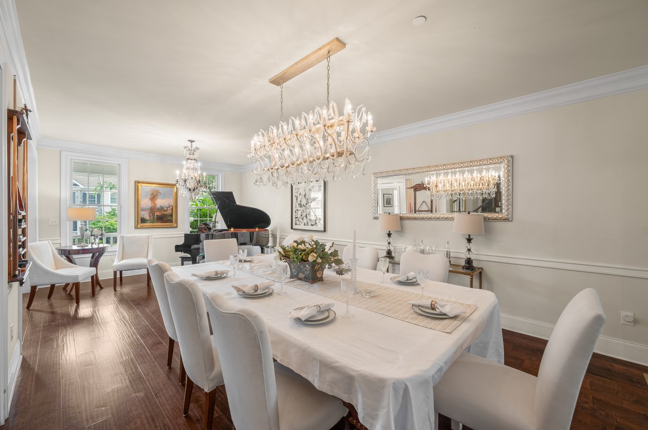 3728 Liseter Gardens