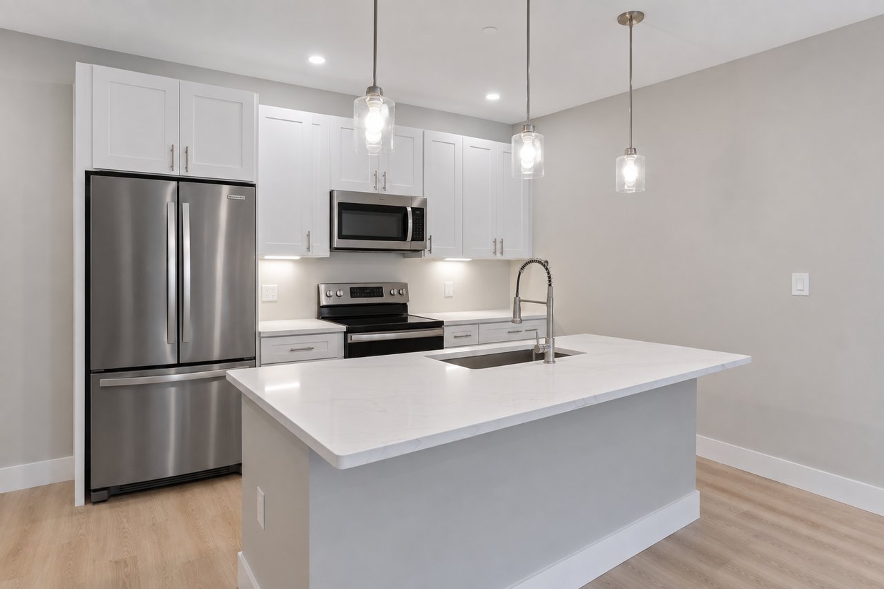 298 Main Street, 2E