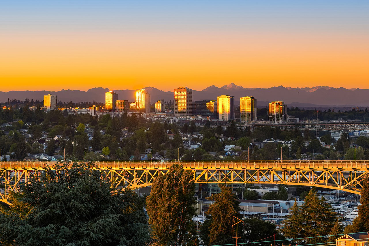 Elevated Contemporary Living on Queen Anne