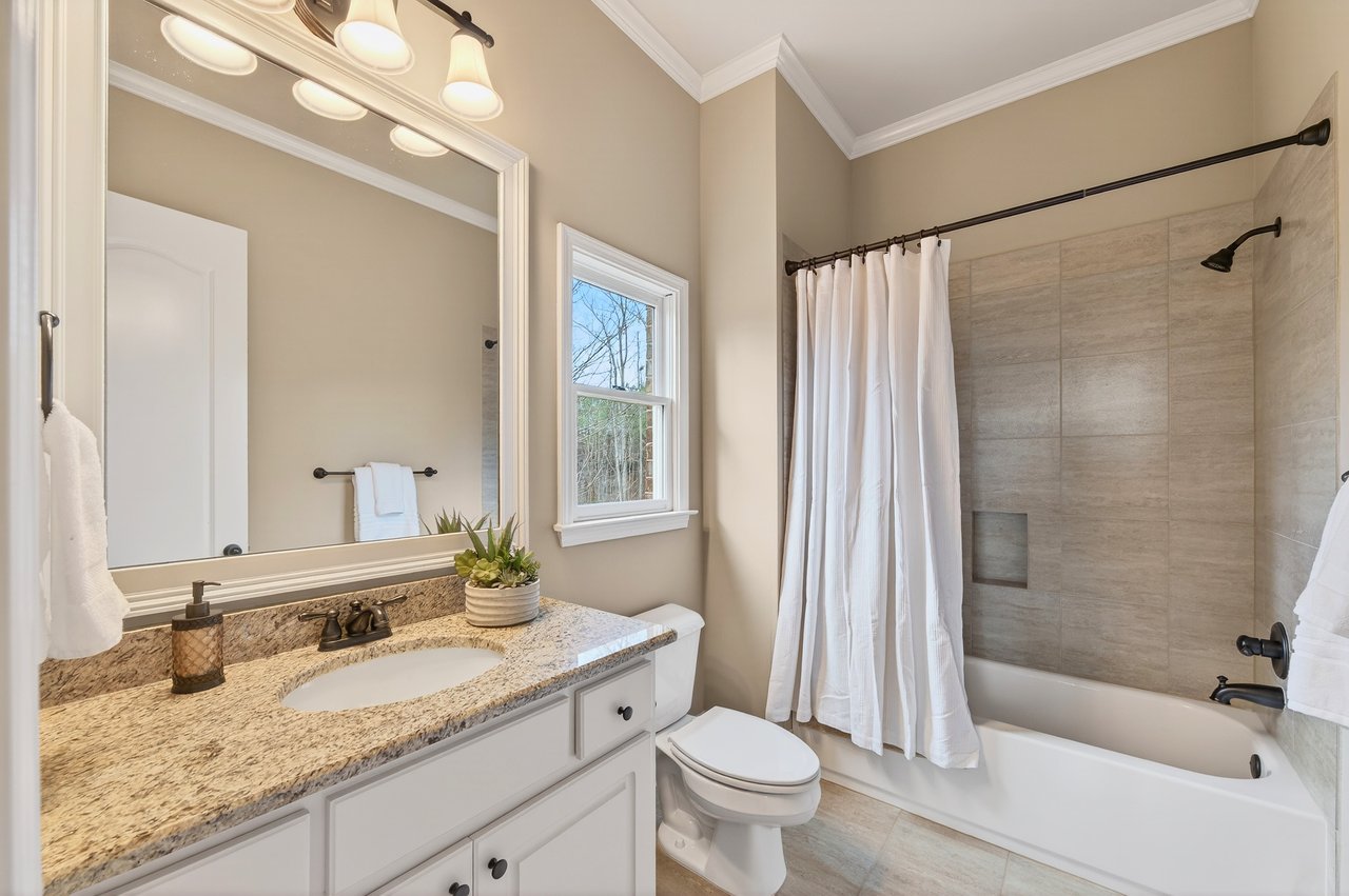 16750 Quayside Drive