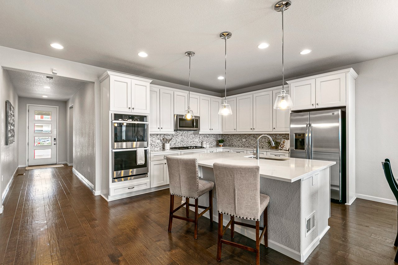 3635 White Rose Loop