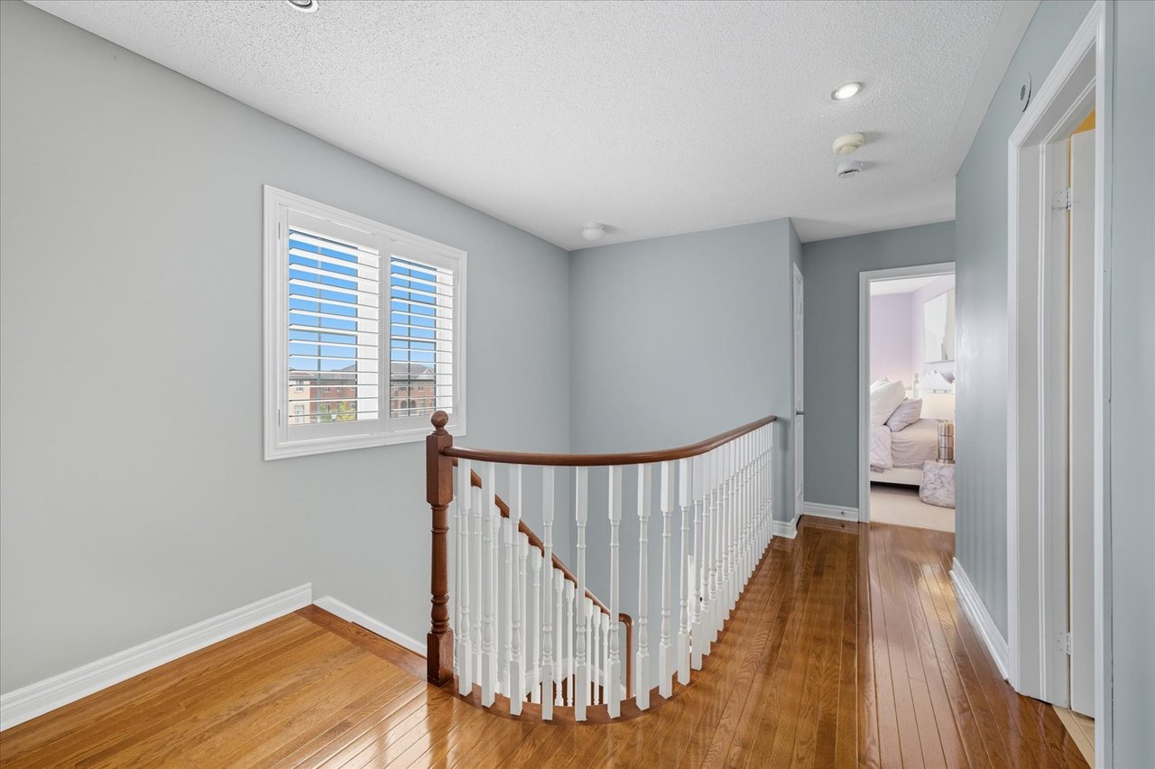 #23 - 20 Greensborough village Circ