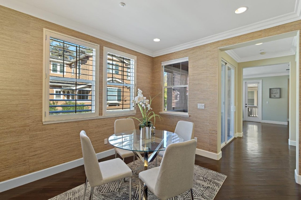 500 Live Oak Wy., #504
