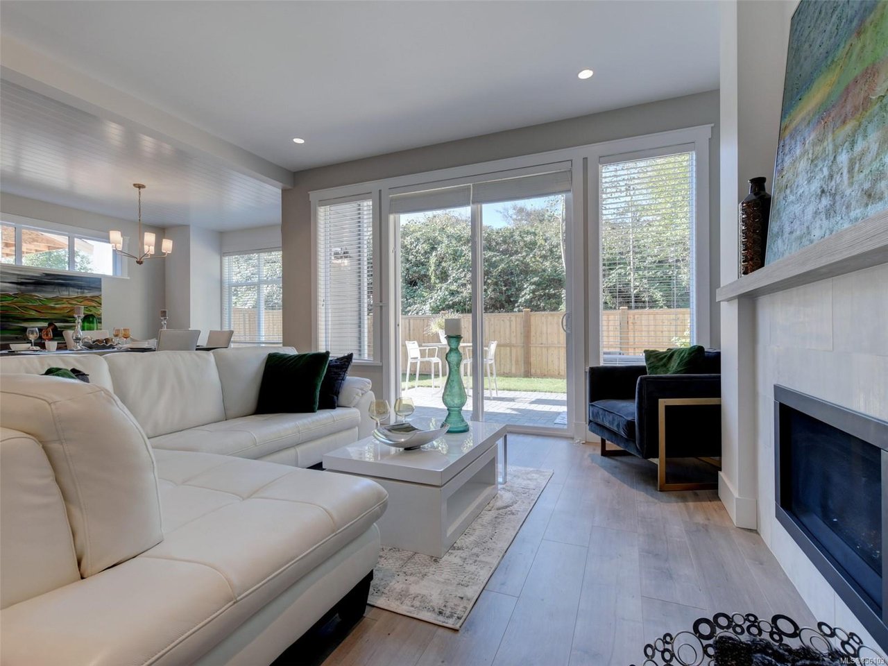 307 Seafield Rd