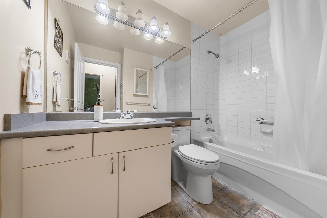 108-808 Sangster Pl