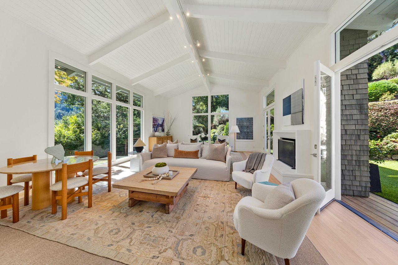 Private, Modern Compound in Premier Ross Location