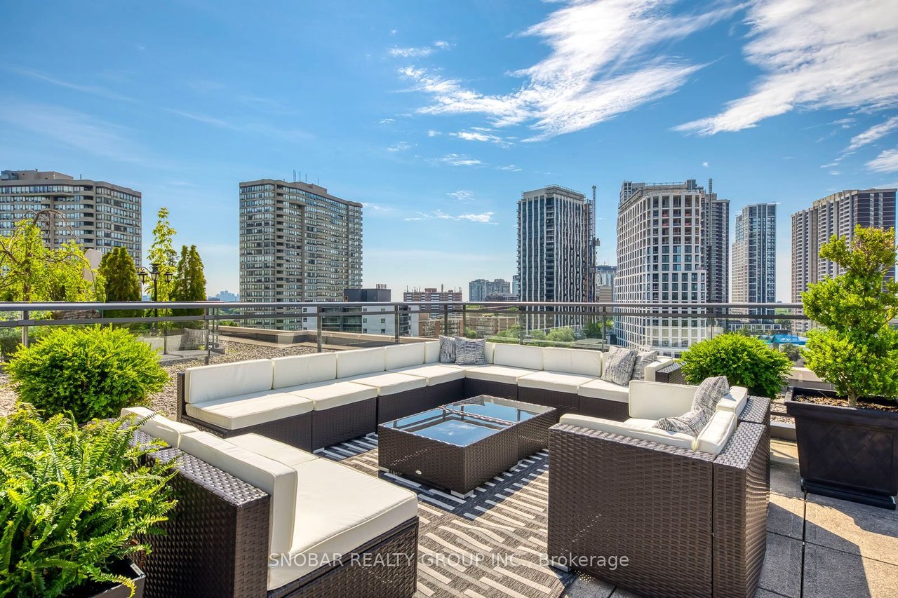 PENTHOUSE WITH GOLF PERKS