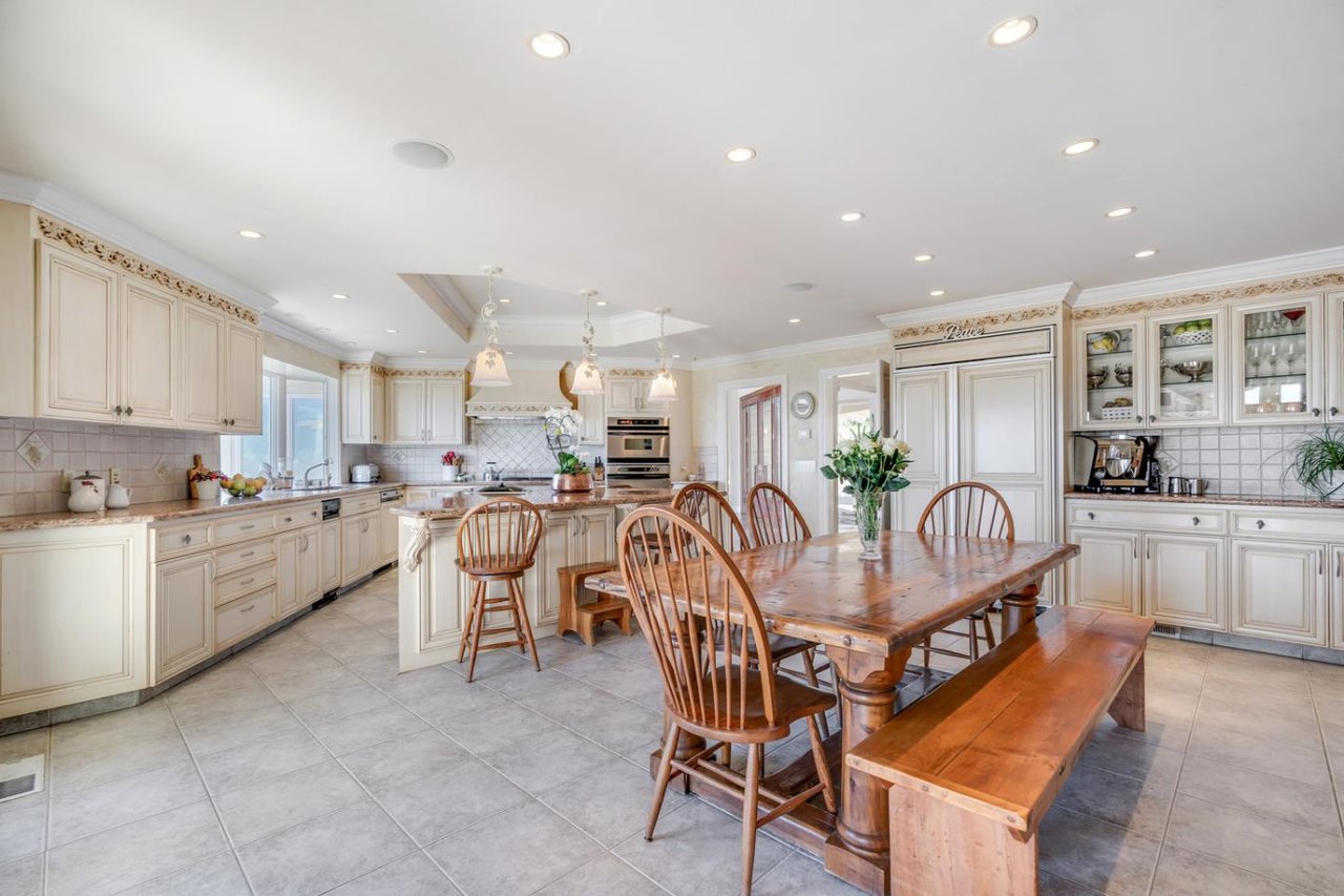 15681 Montebello Rd
