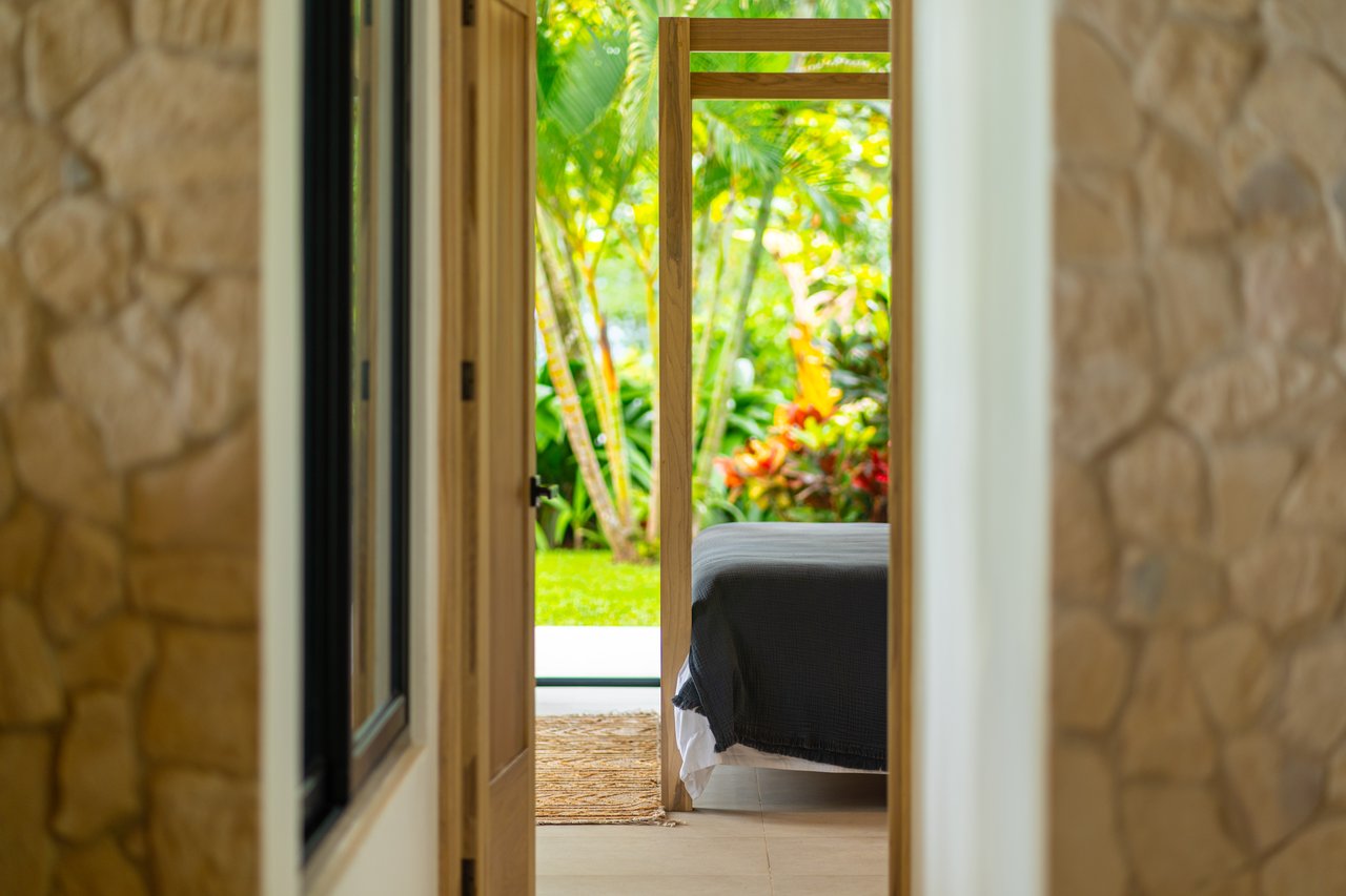 Casa Otra Vida – A Private Jungle Retreat with Ocean Views & Off-Grid Luxury