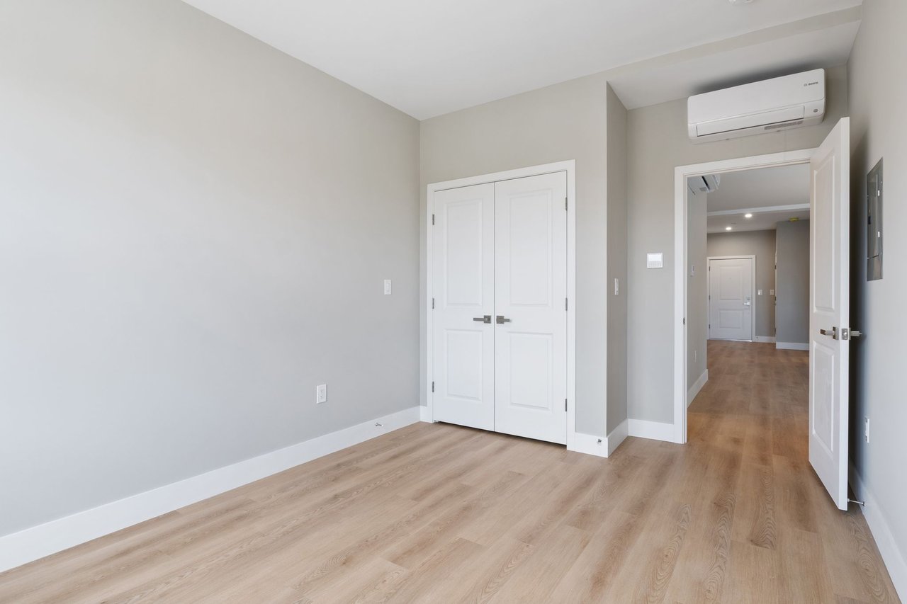 298 Main Street, 3C
