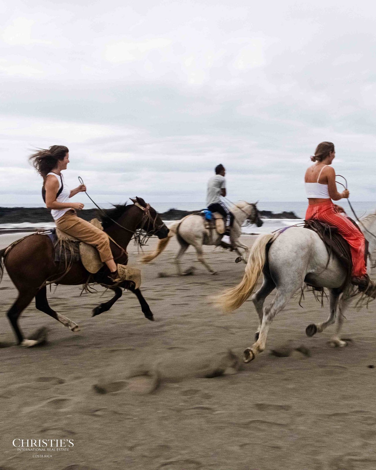 Mandla Boutique Coastal Retreat with World-Class Surf