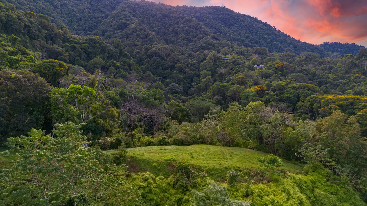 Oceancrest Cascada, Cascada el Sandalo 