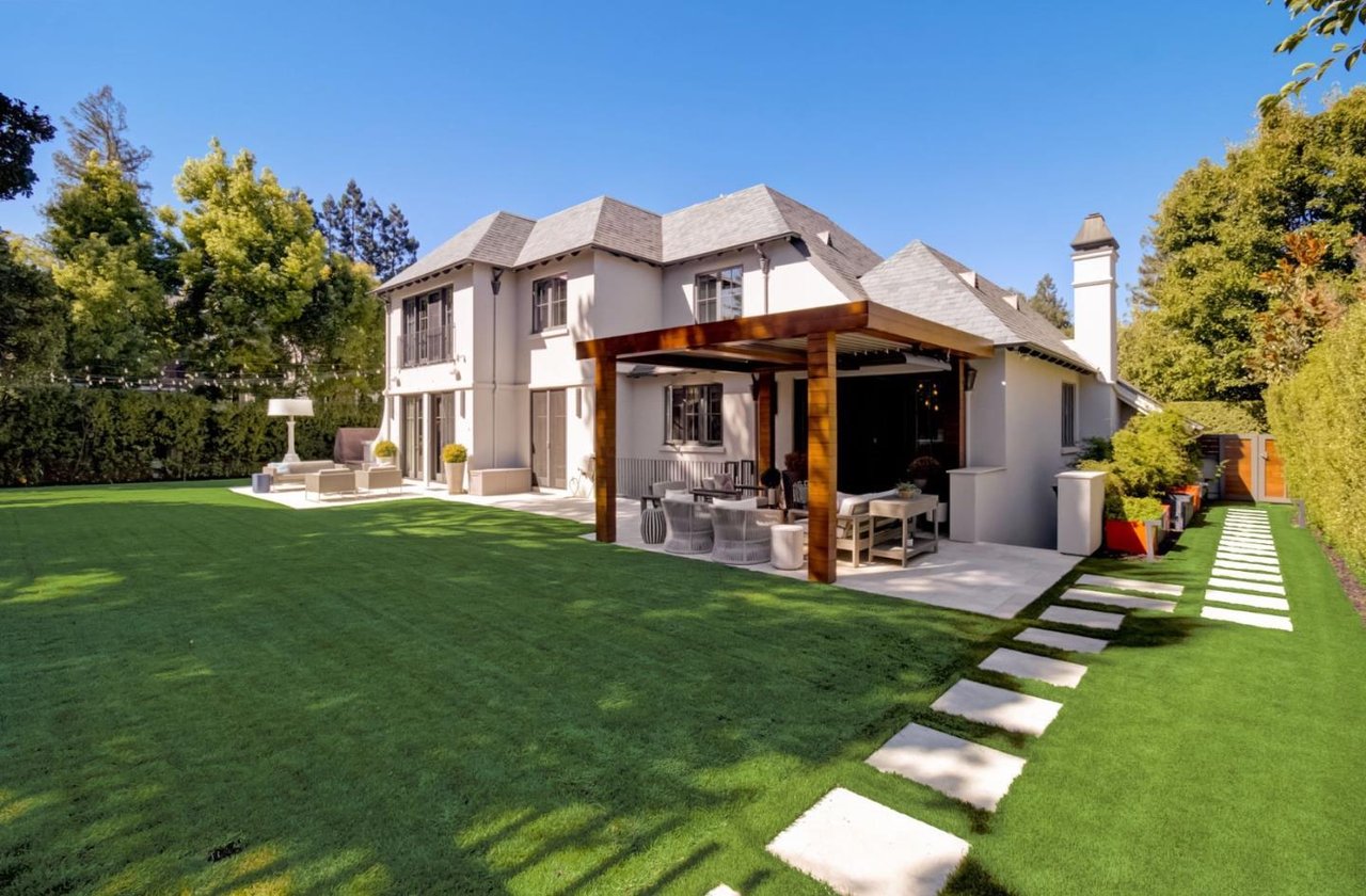 120 Royal Oaks Ct