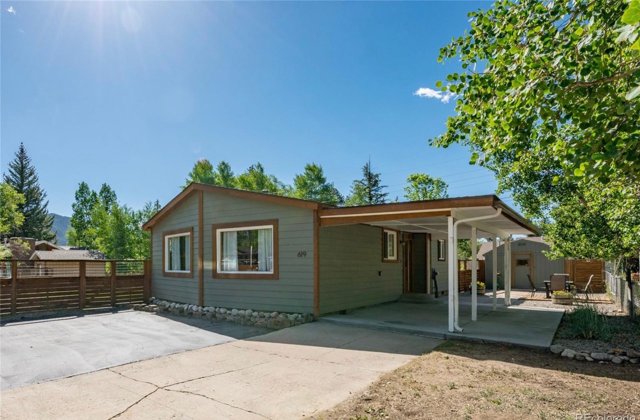 619 James Place