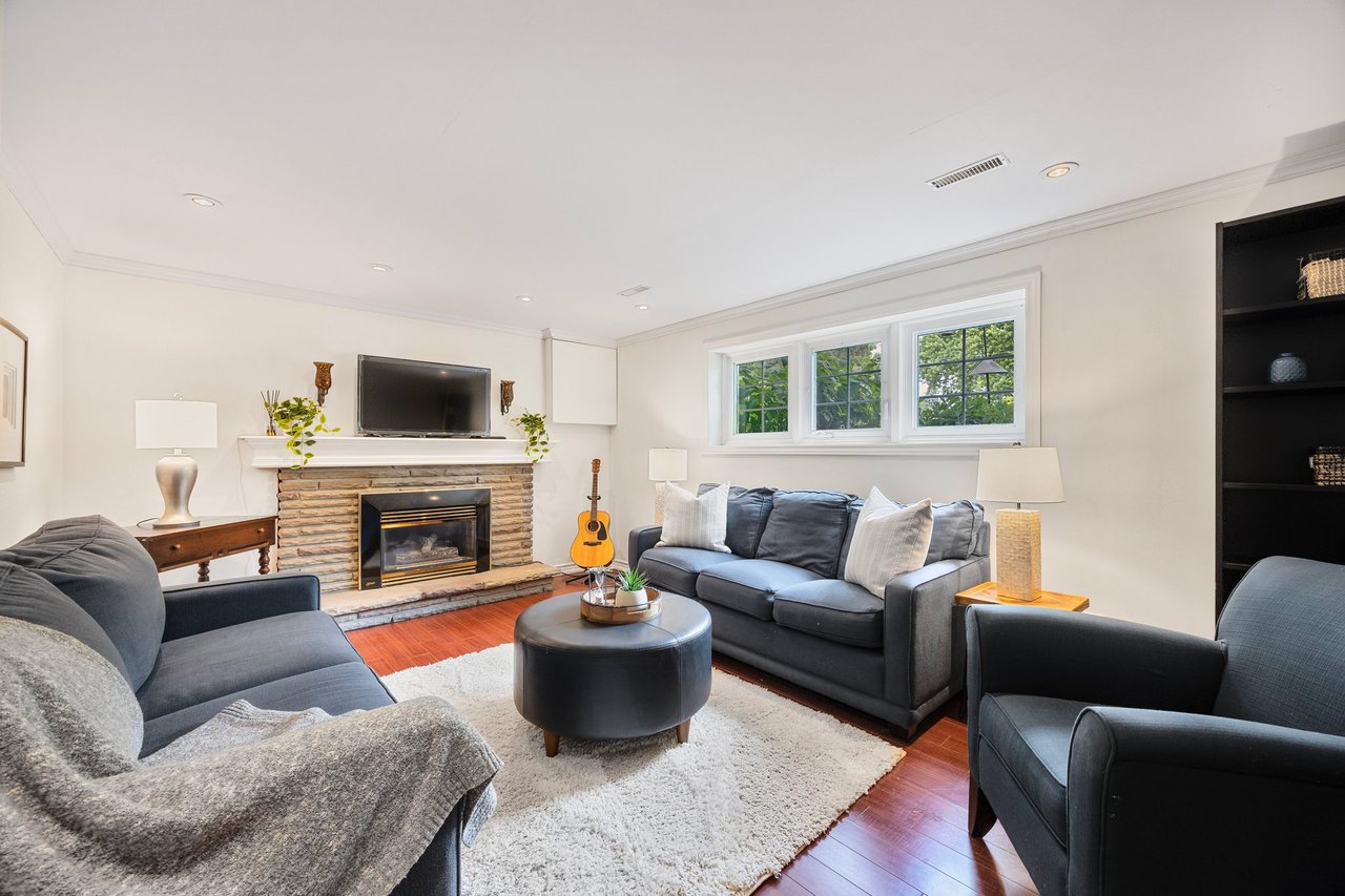 210 Richard Avenue, Newmarket