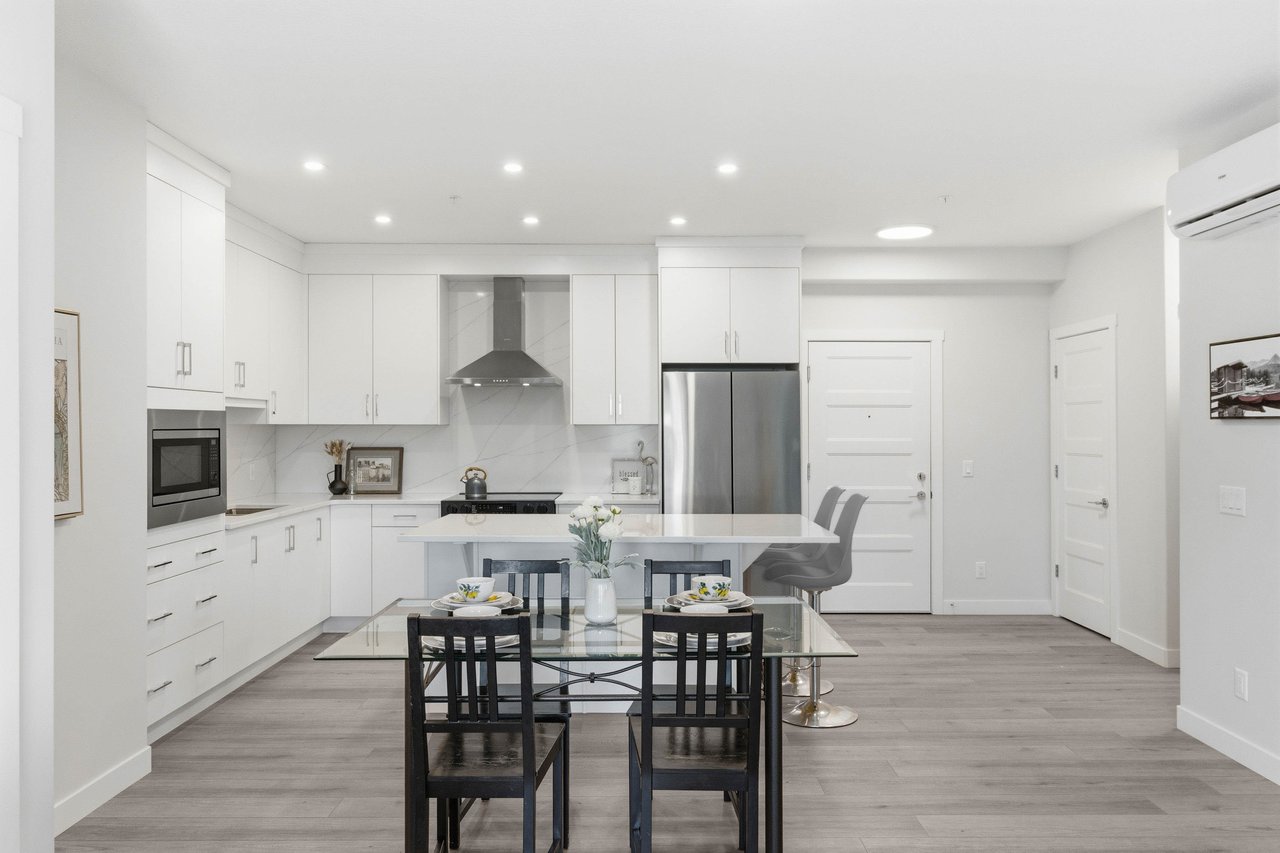 81 Arbour Lake View NW Unit: 1306