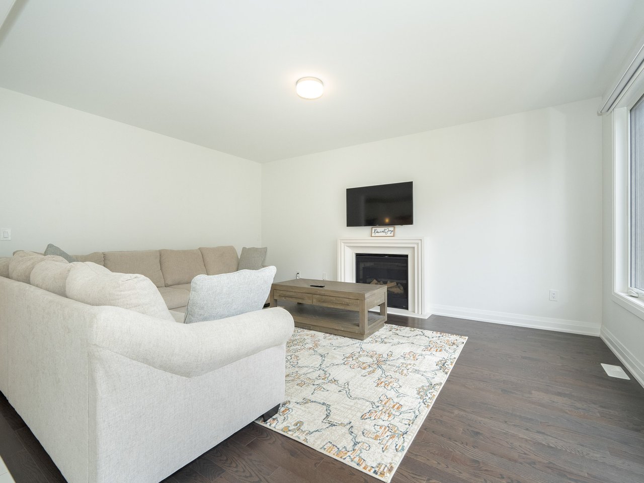 14 Longworth Avenue