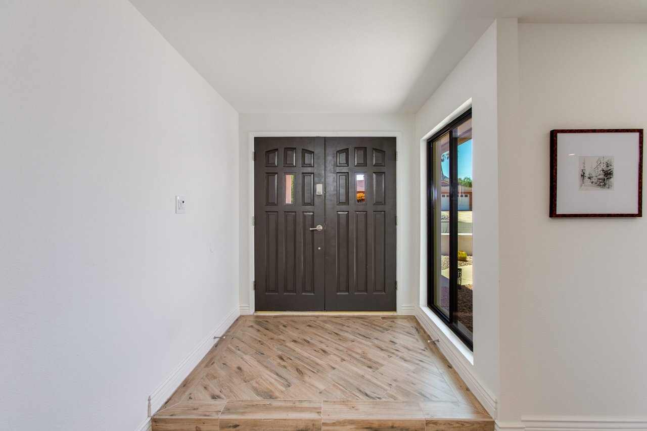 3020 E Mission Lane