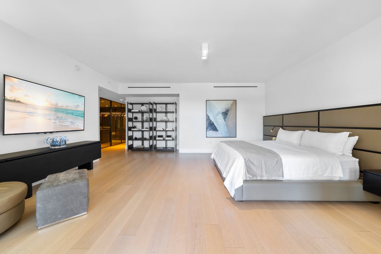 Palazzo Del Sol 7025