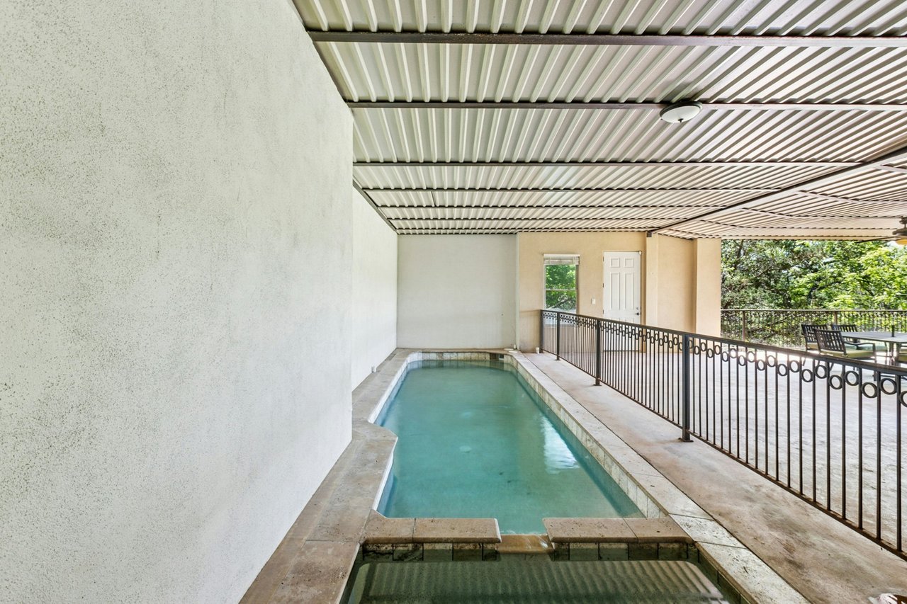 Pre-MLS Open House This Saturday 2-5PM!
