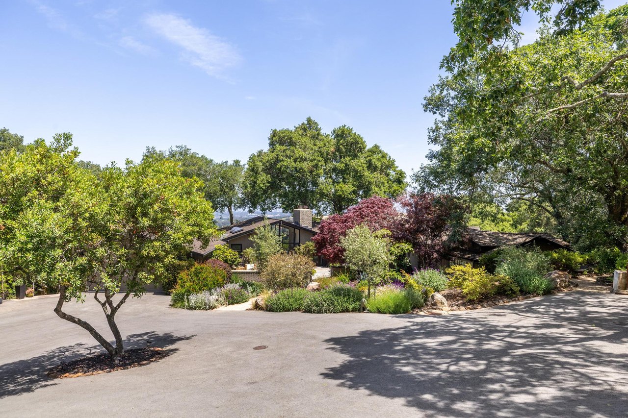 138 Bolivar LN