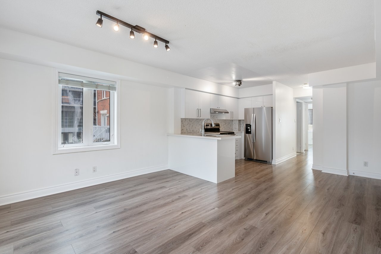12 Sudbury St #802