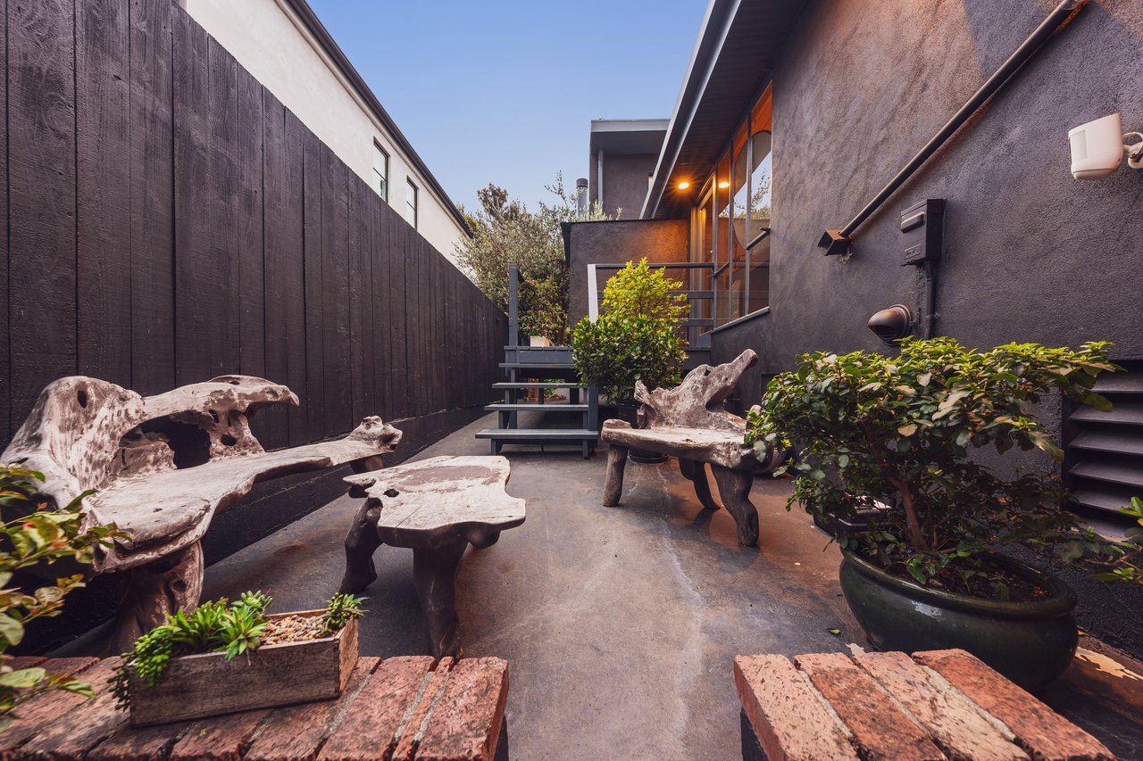 295 Mabery Rd, Santa Monica