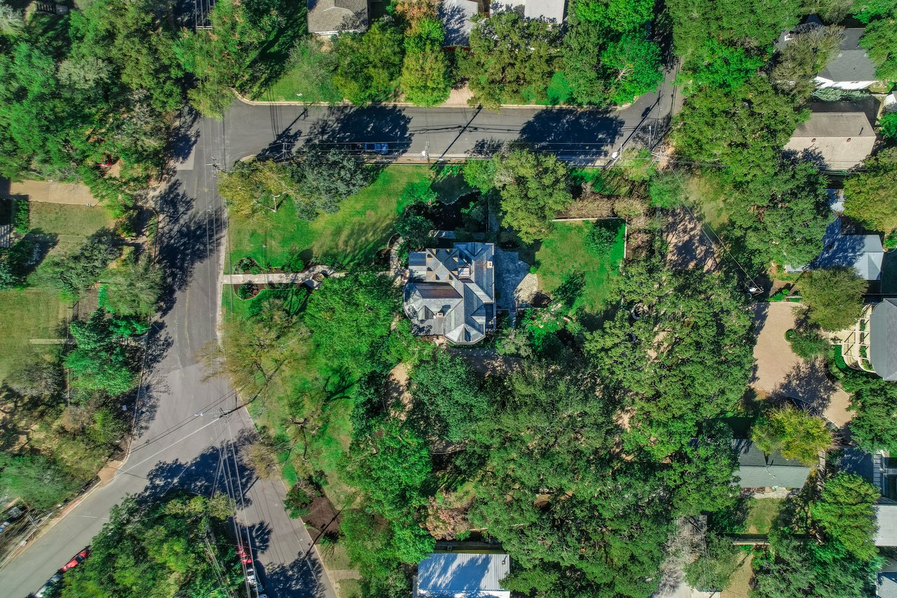 400 Academy DR