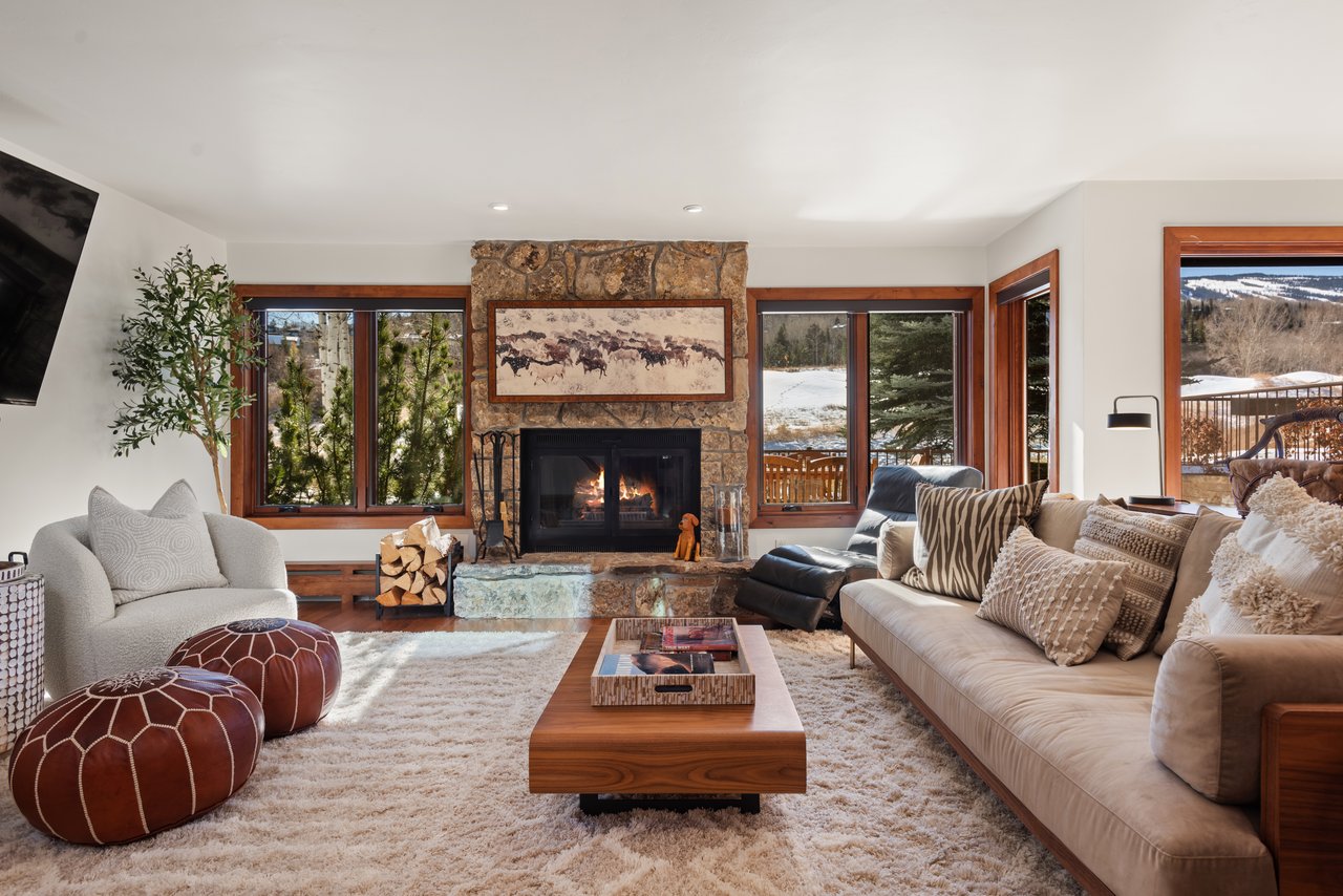 Renovated Snowmass Retreat with Panoramic Ski Area Views