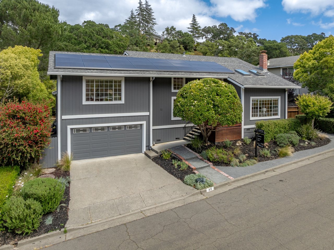 33 Plata Court, Novato (94947): A Rare Combination on Nearly Half an Acre