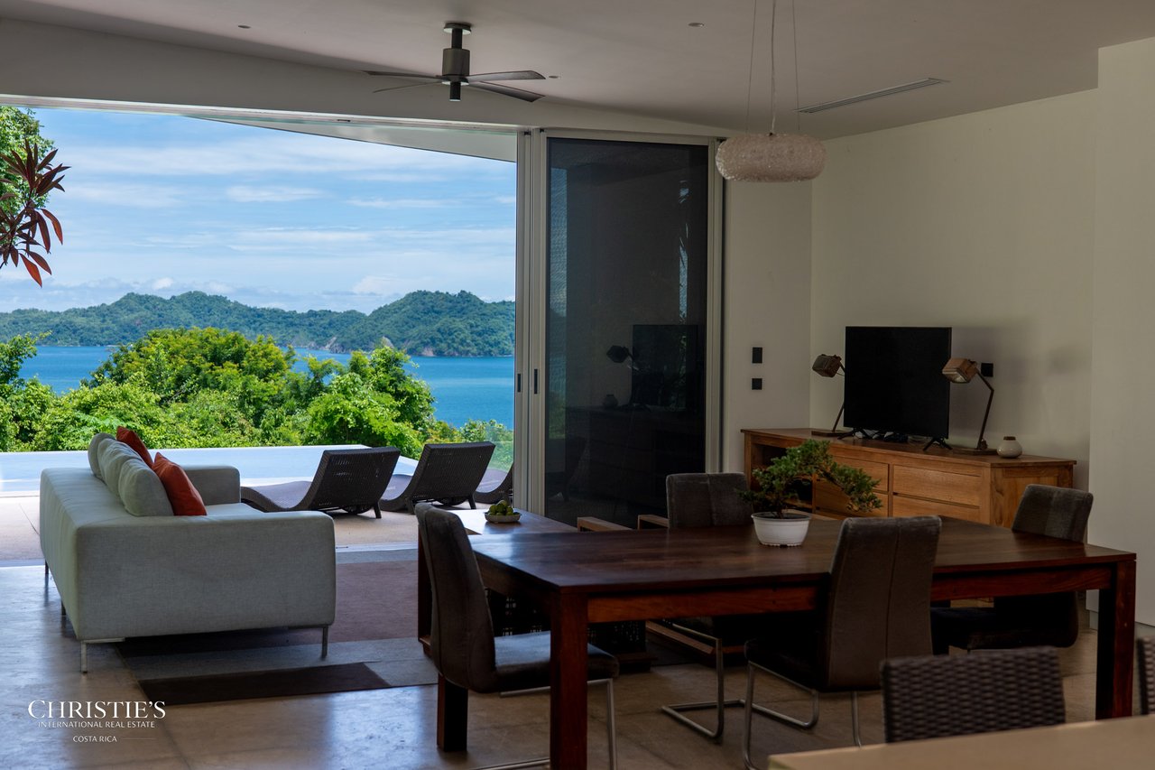 Contemporary Isla Tortuga View Home Steps from Playa Organos